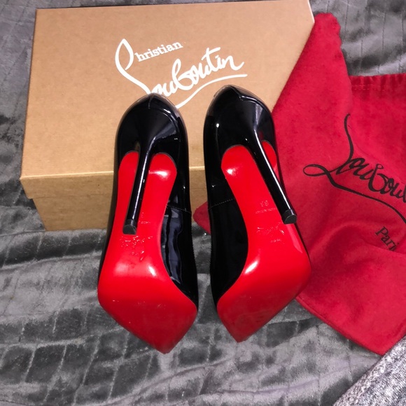 New Christian louboutin Heels - Picture 4 of 4